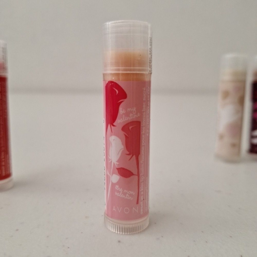 NEW Avon SWEET AS A KISS Lip Balm Chapstick, Set of 4, DISCONTINUED Valentine's - Picture 5 of 7